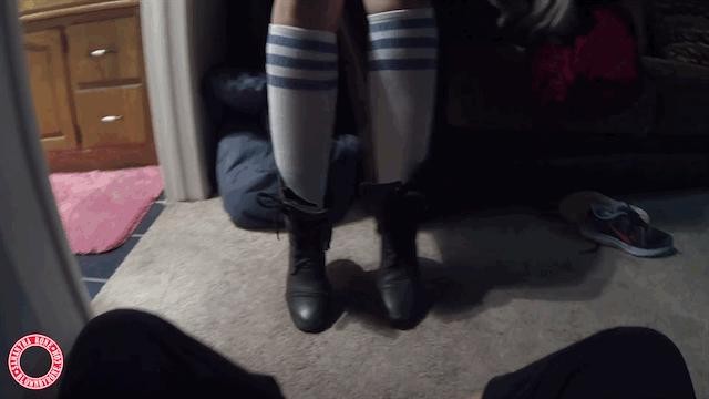 Stinky Smelly Feet