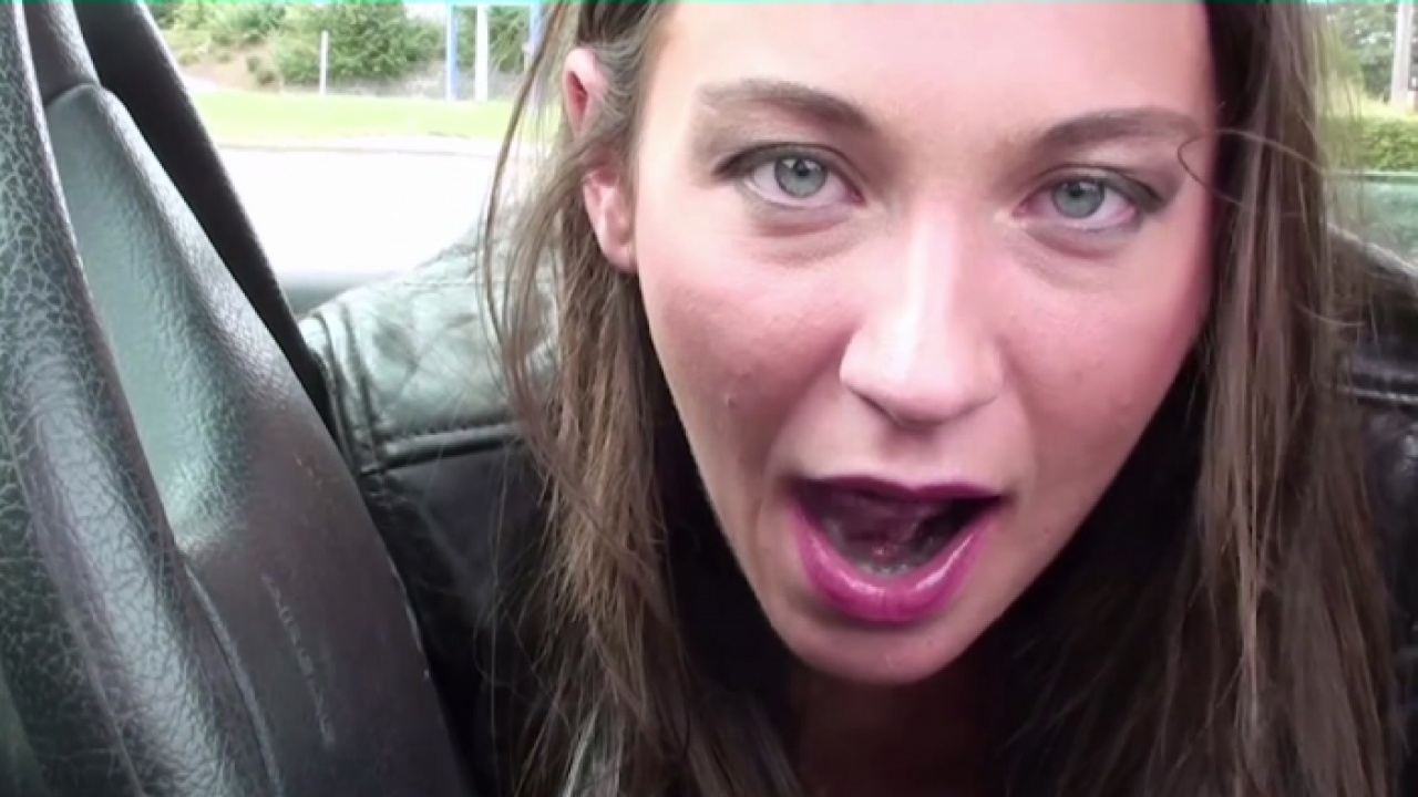 Hooker Fucks and Sucks in Car