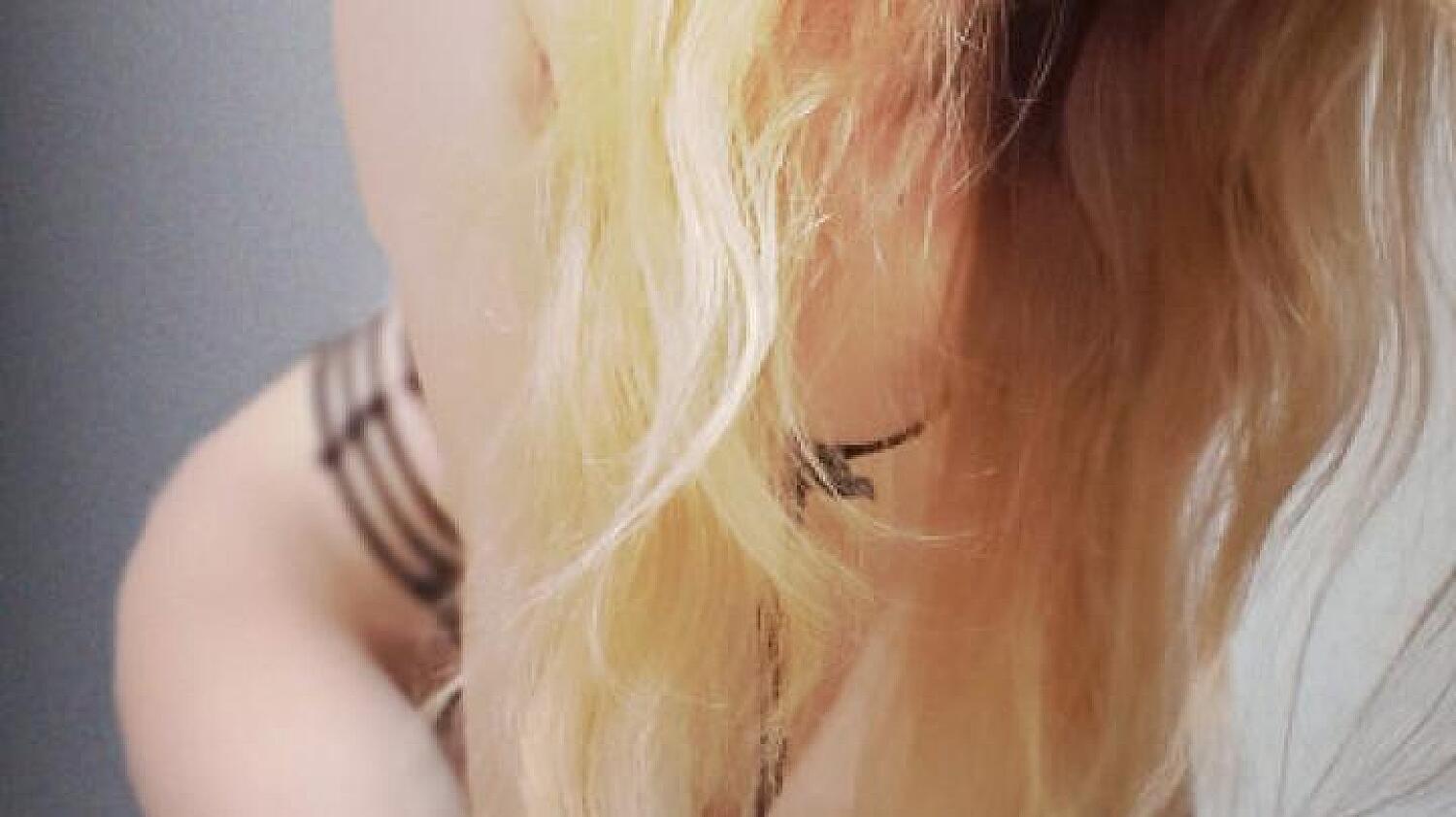 Stepmom Rewards Your Bully: Permanent Ending Dark Fantasy