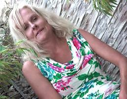 Blonde MILF Upskirt