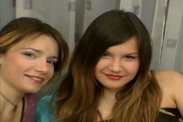 Arina, Lara - Lesbian