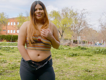 Leganes: "I'm Yiyi, Queen of the 'Hood!!!" Exhibitionist Latina Loves Sluttying All Over the City, Finding Her Won't Be Weird ;)