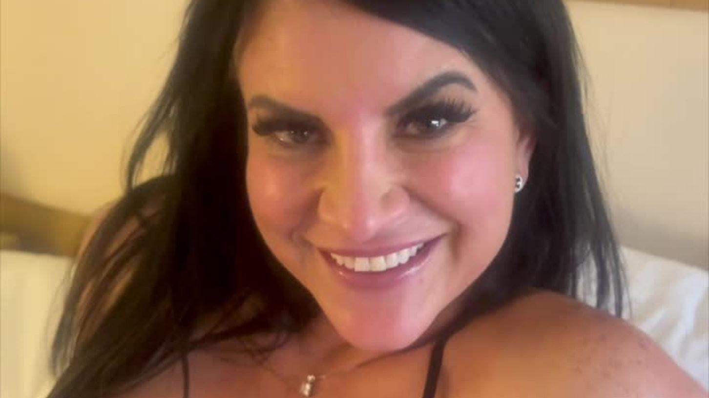 Mrflourish Vibing With Hotwife Sandy Sweet (Short)