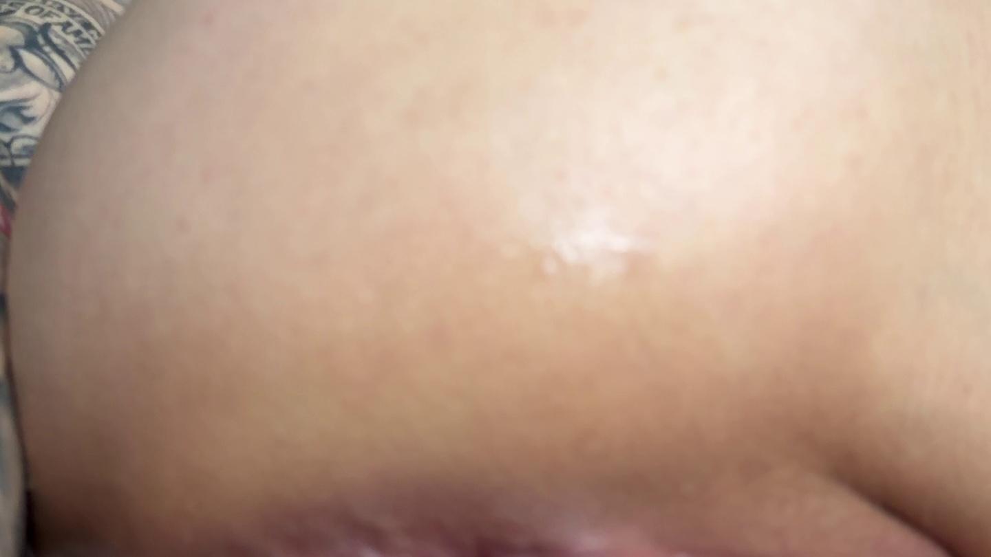 Selfie Fetish 19: White Tee Low, Wet Hole Front And Center