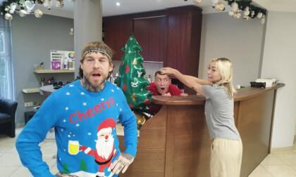 Chloe Temple Christmas VR Part One - Pawg Cheating On Partner W Big Dick Best Friend