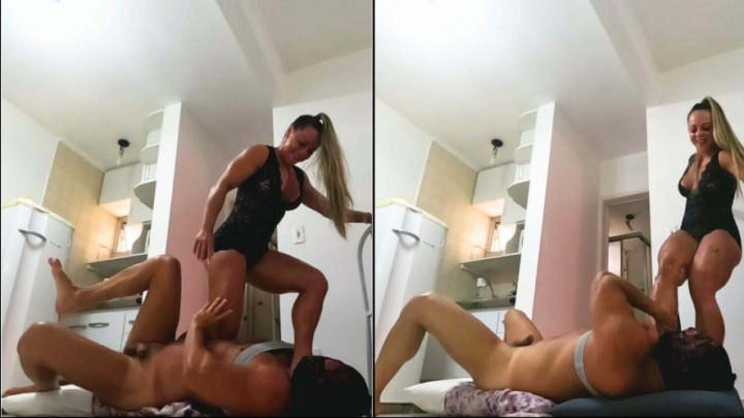 Lady's Feet Trapping On Throat - Hard