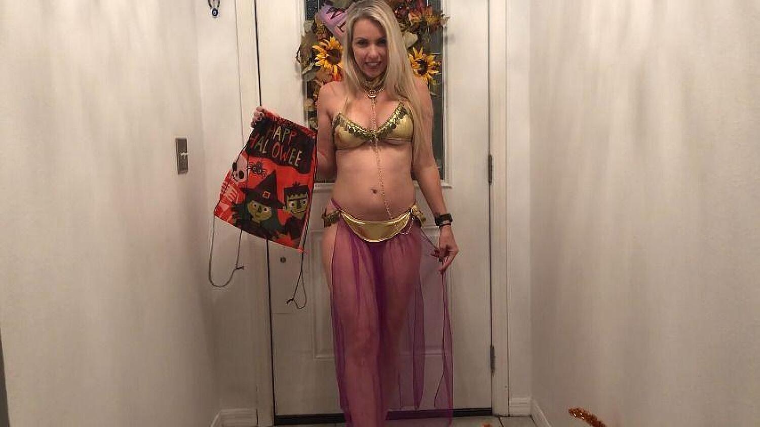 Courtney's Halloween Footjob