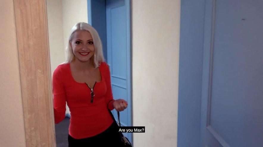 Helena Moeller: Fucks On The First Date