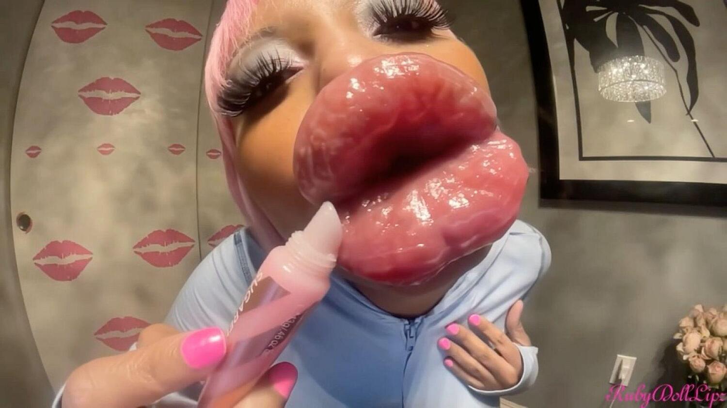 POV Sugared Shortbread Gloss Kisses