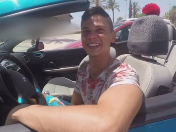 Tommy... Do You Dare to Hit on Girls While You Wank Right in the Streets?