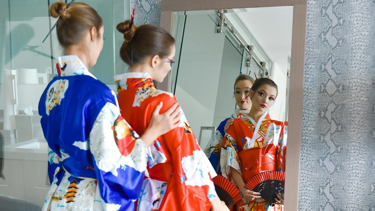 Memoirs of a Gushing Geisha