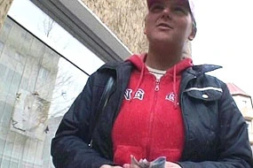 Pickup Gal Fingers Her Slit