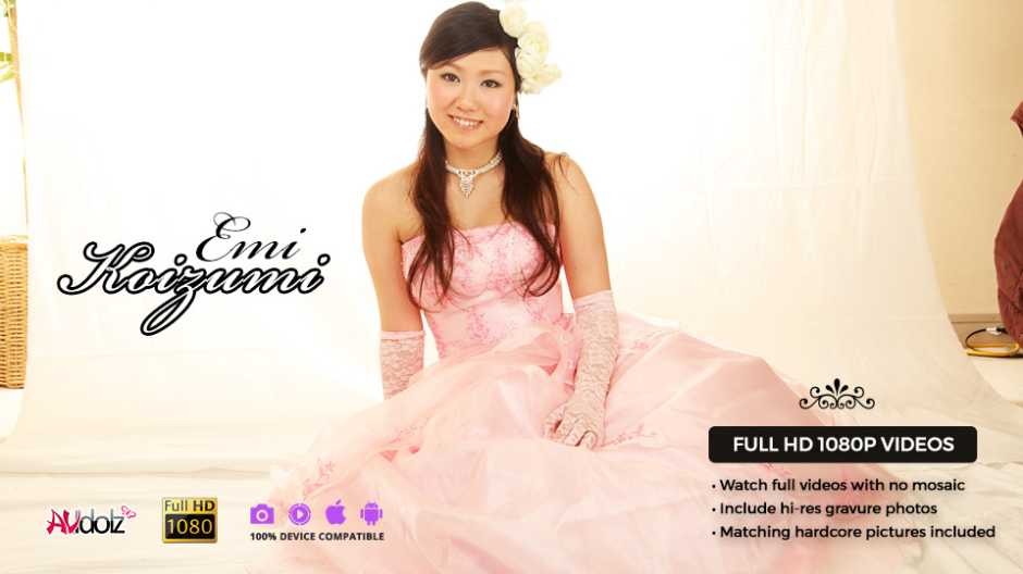 Emi Koizumi Fucked on Her Wedding Day