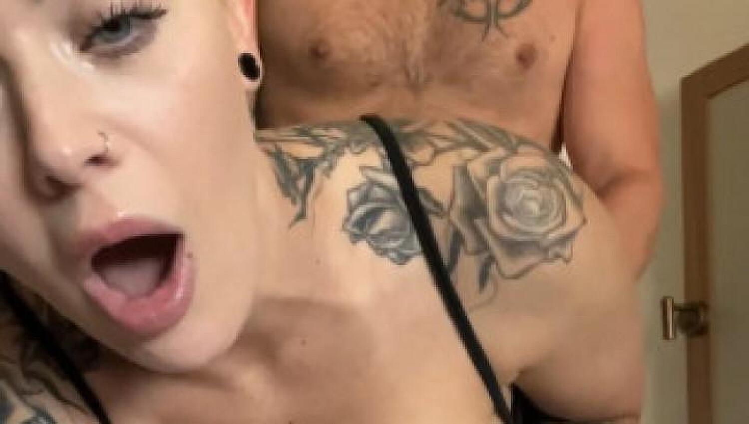 Boygirl Sucking & Doggystyle Fucking