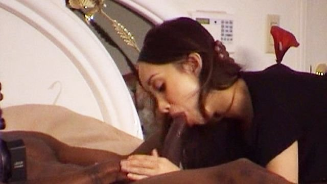 Katsuni in Katsuni Official Site