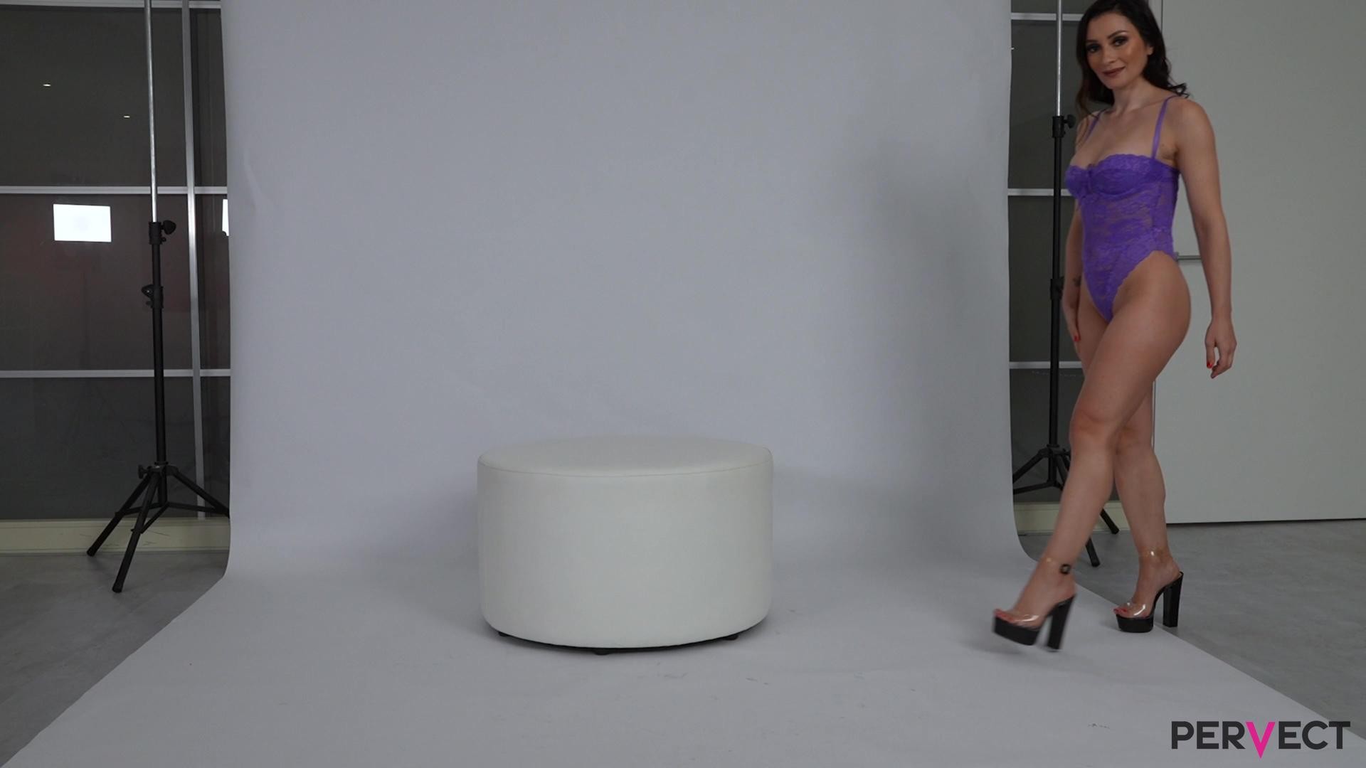 Valentina Bianco Goes Nuts with Her Toy