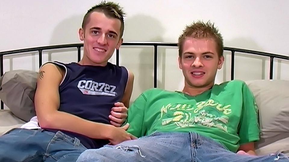 Mark Owns That Arse in His First Video