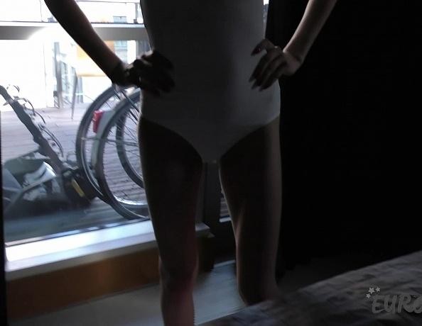 Petite Spinner Kate Sottile Sucks Me Off Between the Scenes and Takes Cum in Her Mouth