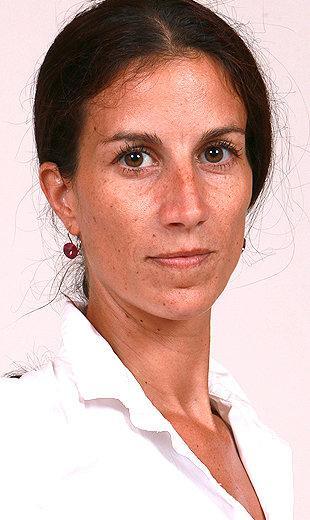 Hot Legs Euro MILF Danuta Is Face-Sitting A Male
