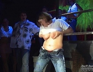 Hot College Girls Getting Wild Naked and Crazy at Wet T\-Shirt Contest in Toledo Ohio