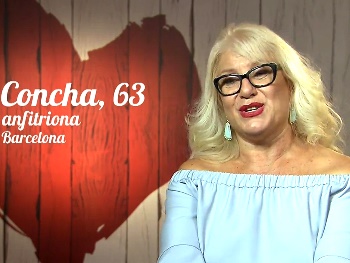 Mrs Fina, 63 Years Old, From First Date to Porn Model. What's That Thing Pointing Me? It Looks Like a Missile!
