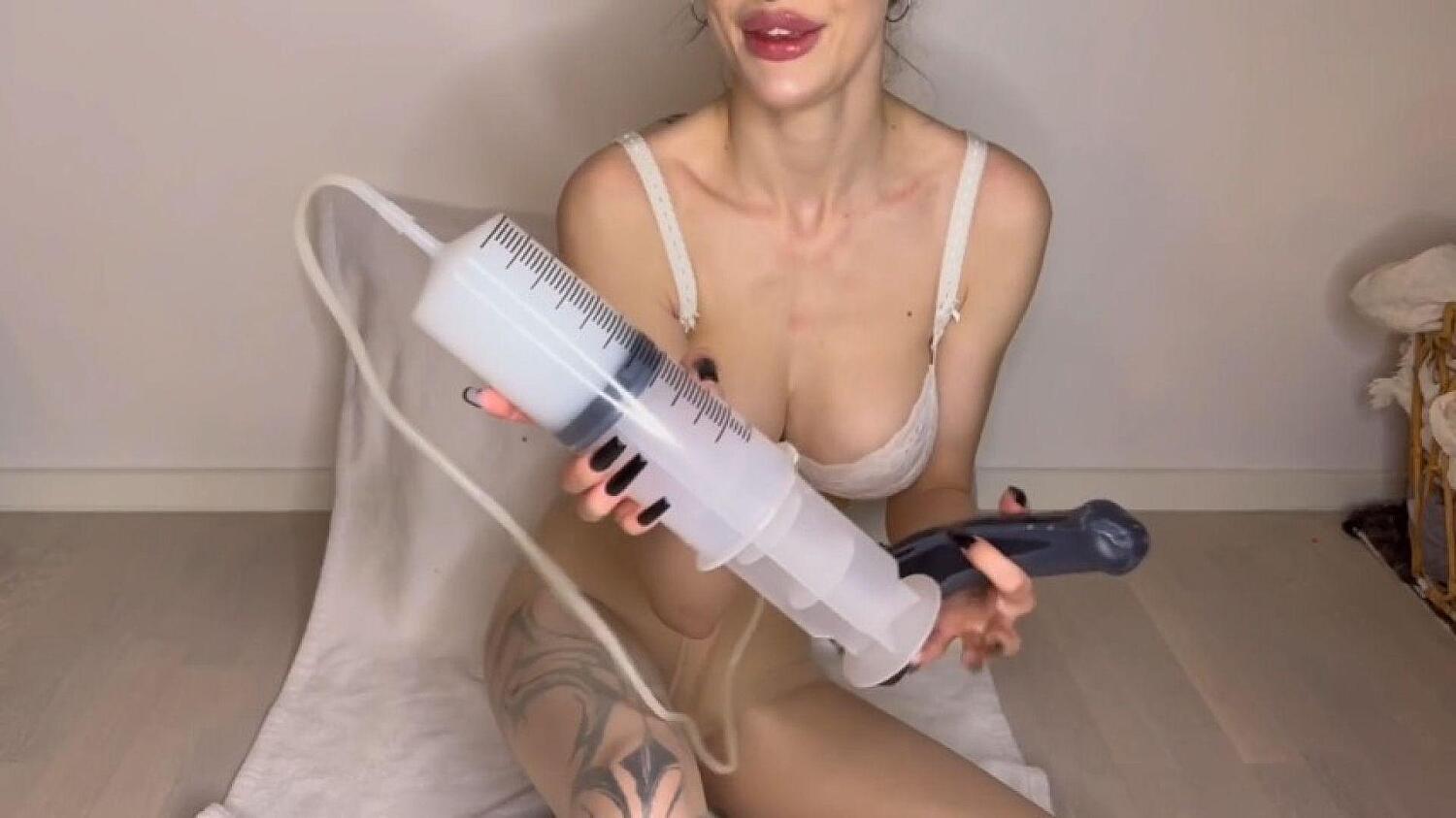 300 Ml 10 Oz) Of Cum Pumped Straight Down My Throat