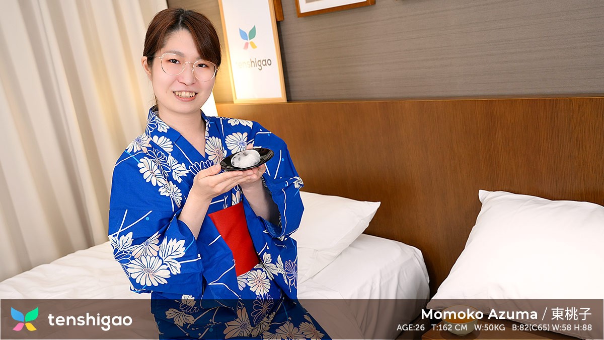 Office Girl Miss Momoko Azuma Is Our Newest Model
