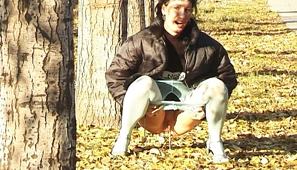 Huge Pee on Leaves