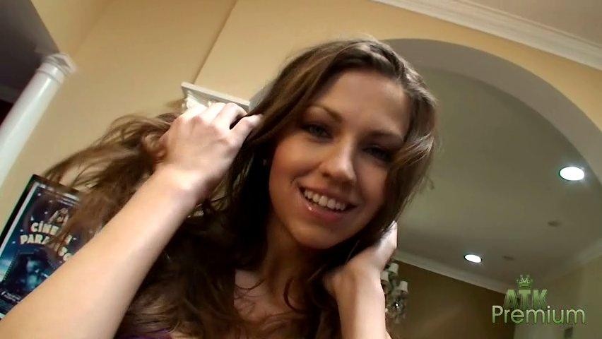 Eurfrat Mai's Sexy Toy Pussy Session