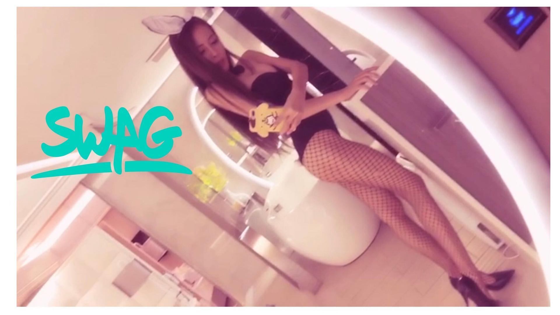 Classic Collection Series Five No Suit Creampie Specials! Bunny Girl With The Highest Unlock Rate/Black Silk Garter/Shame Vulva Cleaning Mandarin Dialogue