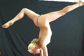 Flexi Gymnast Hot Movie