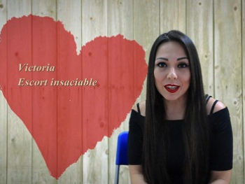 Victoria and Shamy Meet at Their First Blind Date. First Fakings!