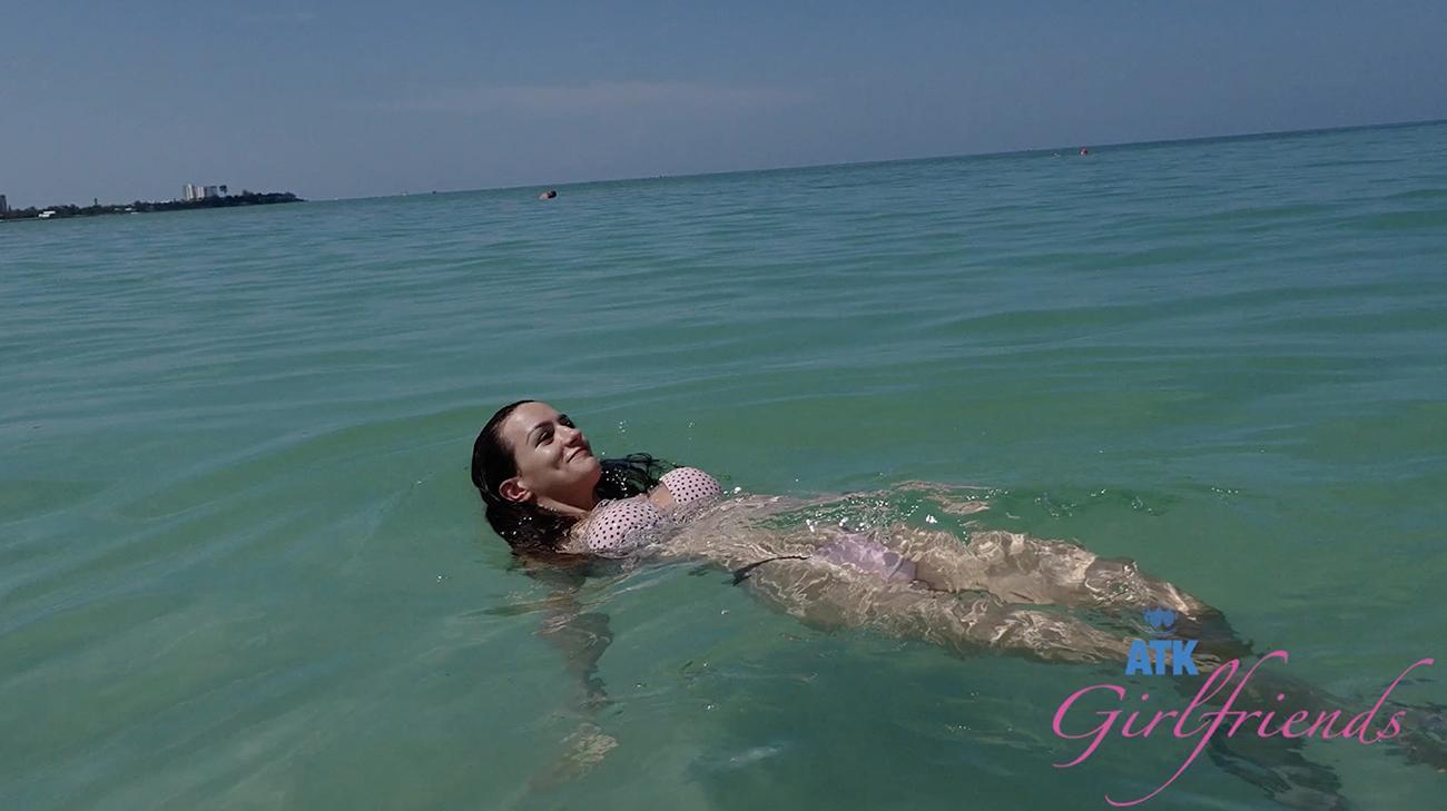 Summer Renee Sarasota Part 1