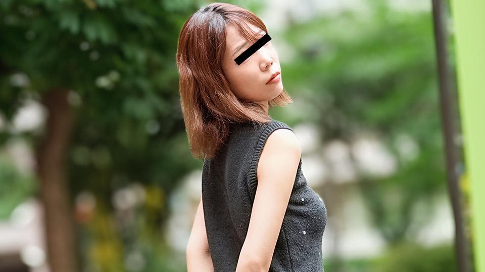 A Single Mother Who Wants To Feel Like A Woman Again While Her Child Is At Daycare