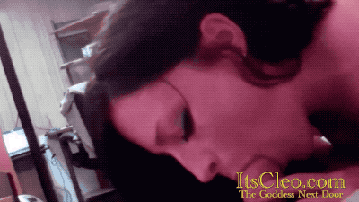 Cum on Cleo