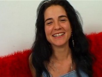 Erisa, Estudiante Francesa, Prueba En Esto Del Porno y Se Deja Follar El Culo De Lo Caliente Que La Pusimos