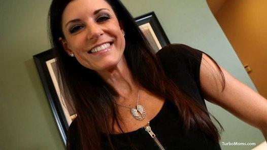 Hot MILF India Summer Rough Sex And Cum In Mouth