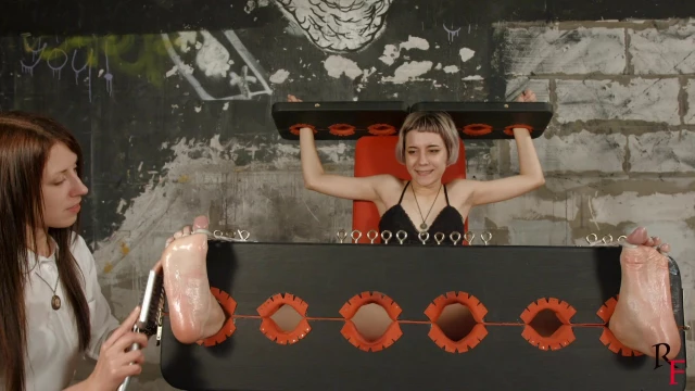 Antonia - First Time Feet Tickling in Stocks