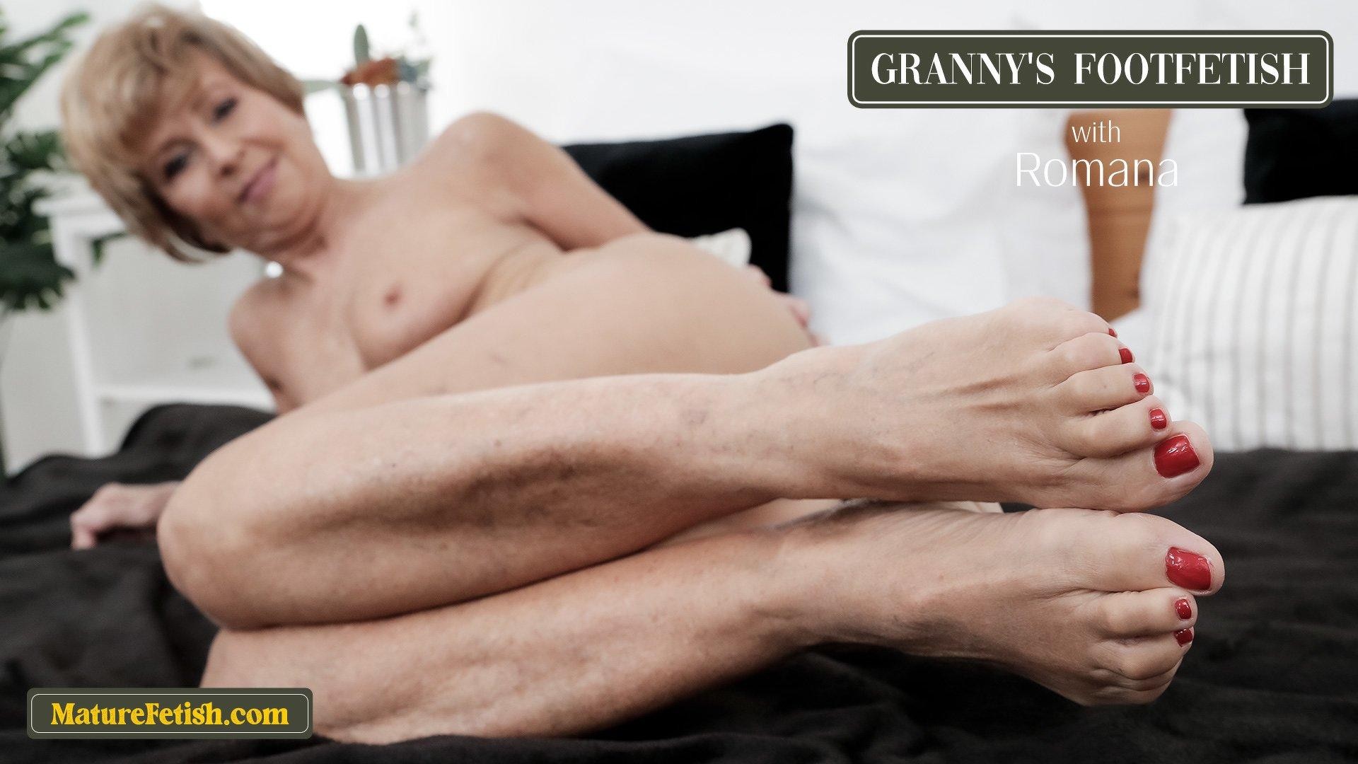 Granny Romana Has Nice Granny Feet