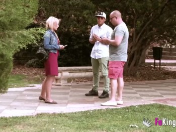 Hunting Clueless Babes Like Lucia and Her Enormous Tits So She Fucks Ricky Machine