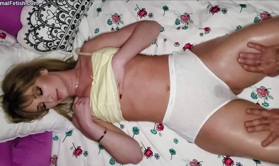 Daisy Stone - Step-Daughter Soaks Her Panties When Step-Dad Rubs Her Sore Legs And Feet