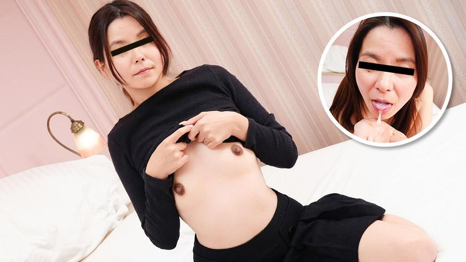 Wives Drink CUM144 : The Married Woman Whose Entire Body Is An Erogenous Zone Loves Sperm
