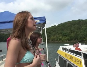 Party Cove Party Girls