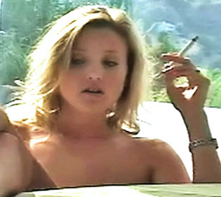 Smoking Hot Blondes
