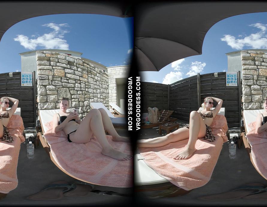 Sunbathing Nude While Painting Some Art Poolside At The Beach House
