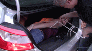 386 Candle Boxxx - Inopportune Car Trouble - Screenshot 1 of 4 - Bondage