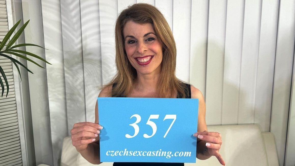 Horny MILF Wants to Show Off Her Porn Experience