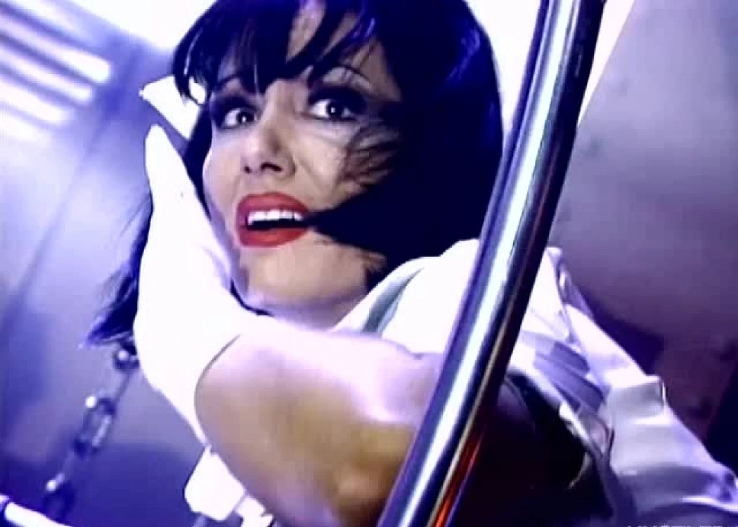 Jeanna Fine in New Wave #5