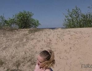 Beach Masturbation Hot Pale Skinny Teen Jette Kare Lets Camera Guy Rub Her Clit No Hands Dildo