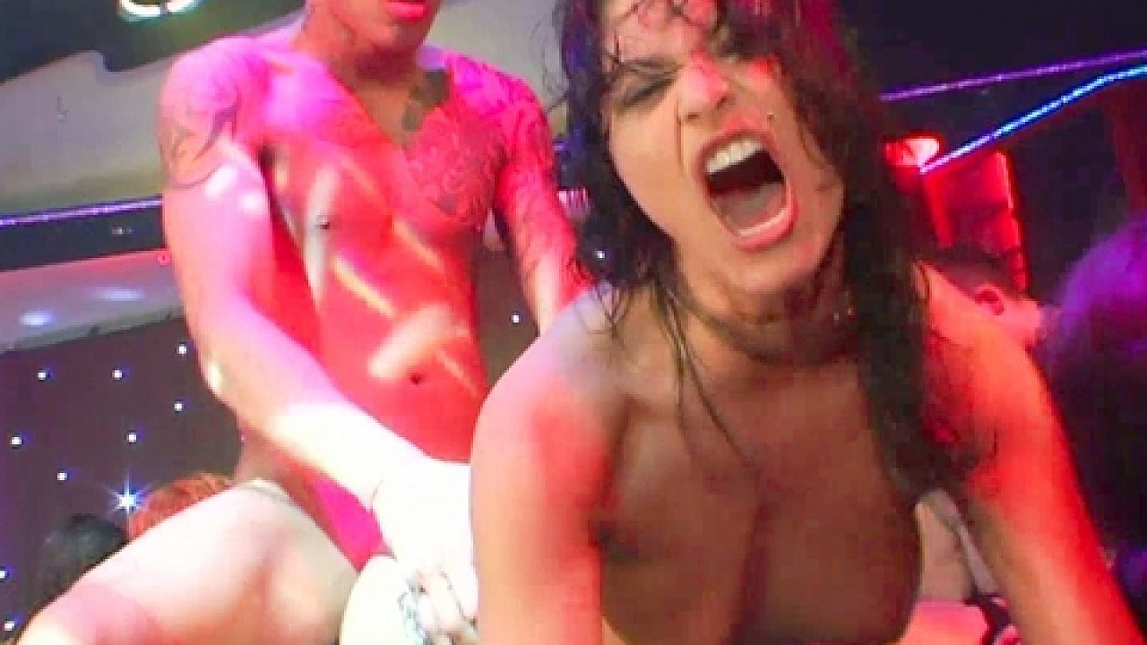 Lucky Is A Skanky Bitch At The Pussy Casino
